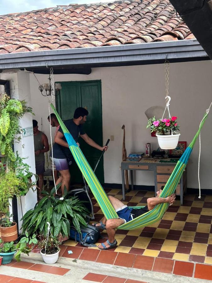 Green Door Сан-Хиль Экстерьер фото